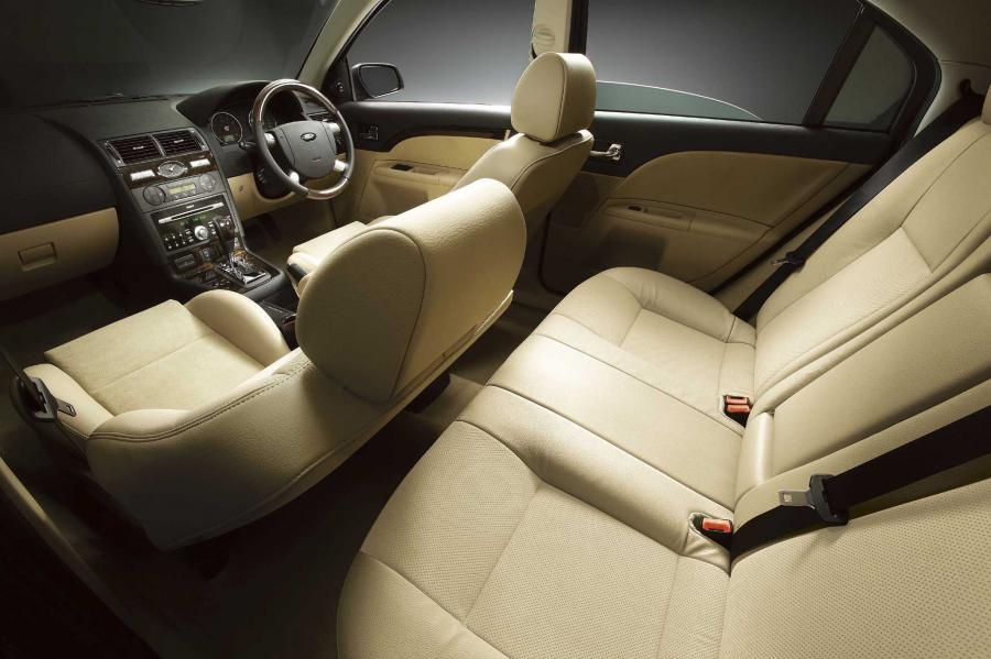  Ford Mondeo 2003 года  (фото 11 из 52)